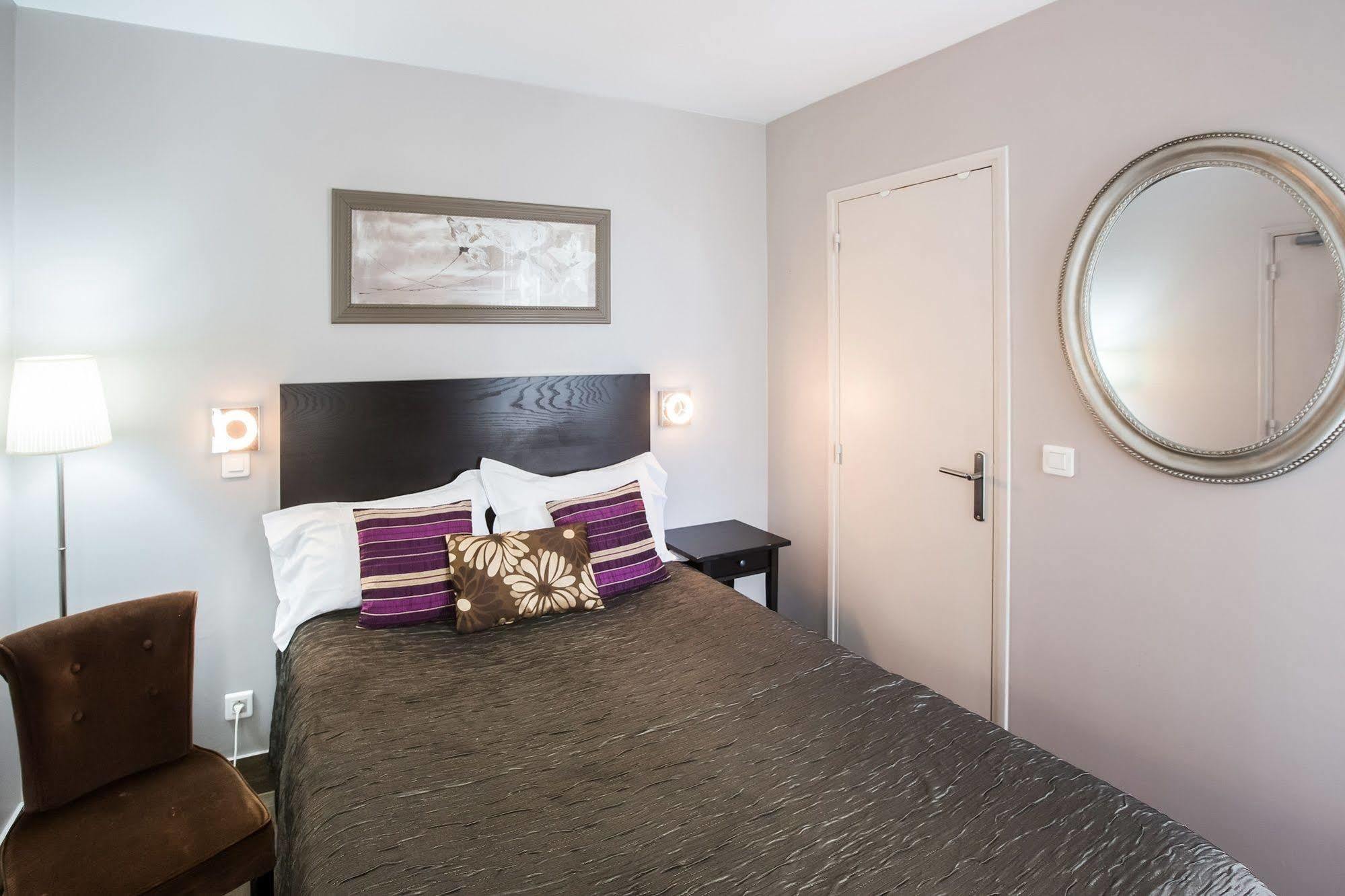 Le Figuier Hotel Ivry-sur-Seine Bagian luar foto